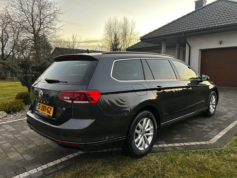 Volkswagen Passat Variant Passat 1.5 TSI 150pk DSG 2020 Grijs uit 2020, foto 8