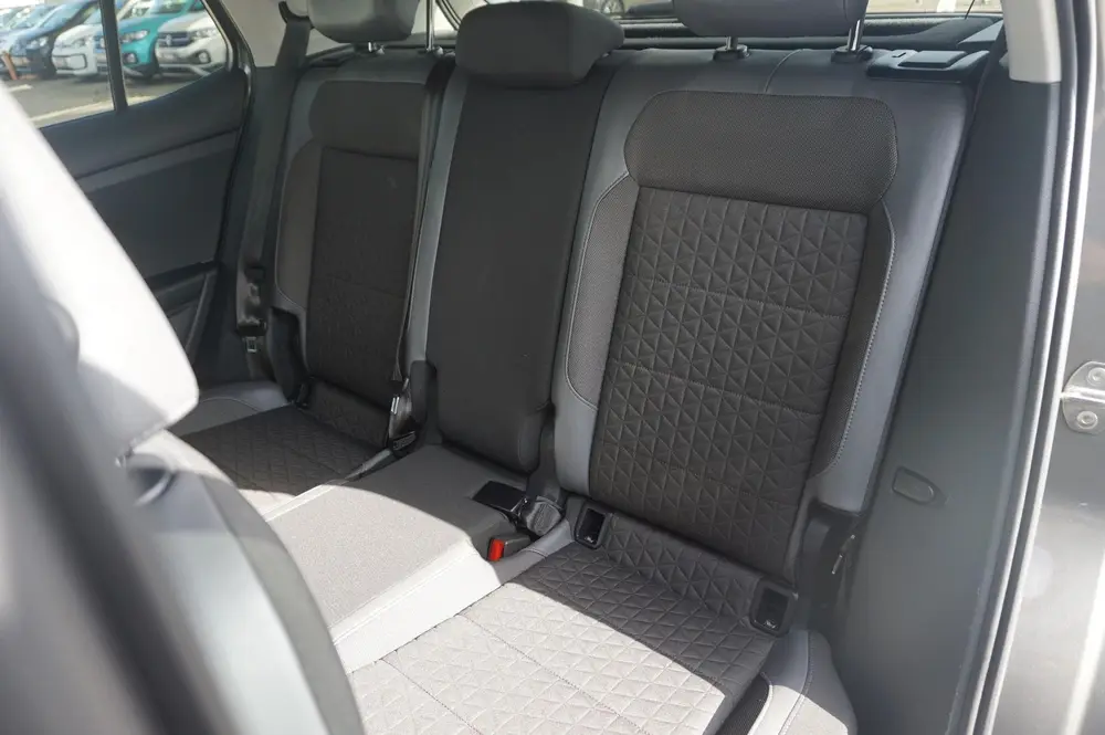 Volkswagen T-Cross 1.0 TSI 110pk Style | Navigatie | Achteru uit 2021, foto 18
