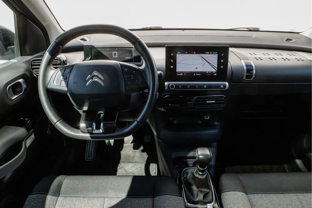 Citroën C4 Cactus 1.2 110pk PureTech Shine Panoramadak/ Cam uit 2019, foto 16