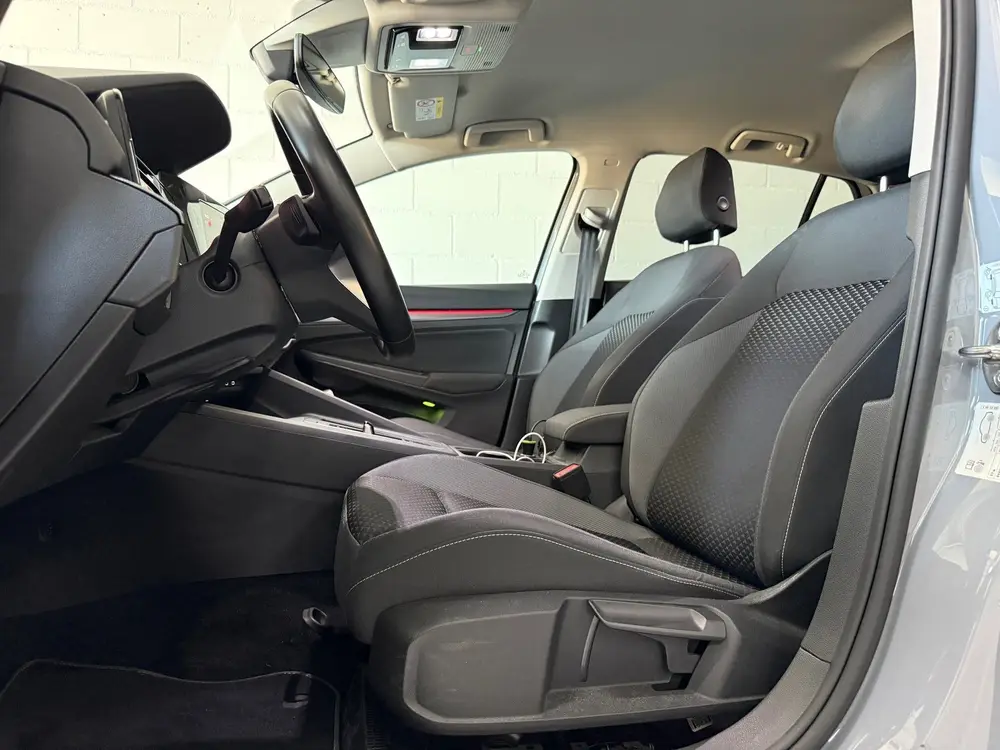 Volkswagen GOLF 1.5 eTSI R-Line Business+ uit 2022, foto 9