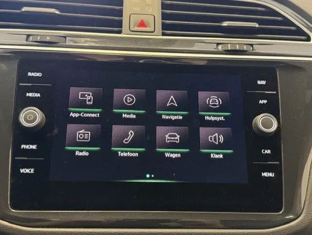 Volkswagen Tiguan 1.5 TSI R-Line Business+/ 3x R-Line/Pano/L uit 2020, foto 15