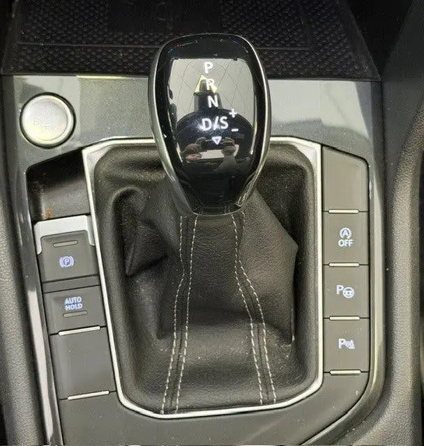 Volkswagen Tiguan 1.5 TSI R-Line Business+/ 3x R-Line/Pano/L uit 2020, foto 20