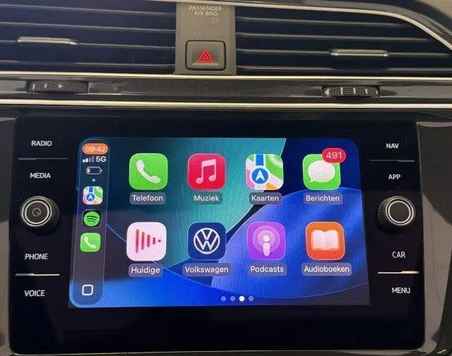 Volkswagen Tiguan 1.5 TSI R-Line Business+/ 3x R-Line/Pano/L uit 2020, foto 3