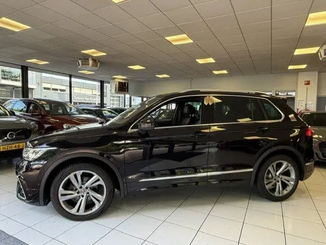 Volkswagen Tiguan 1.5 TSI R-Line Business+/ 3x R-Line/Pano/L uit 2020, foto 6
