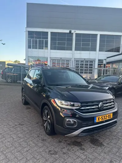 Volkswagen T-Cross 1.0 TSI 110pk 7-DSG 2022 Zwart uit 2022