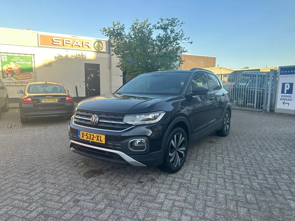 Volkswagen T-Cross 1.0 TSI 110pk 7-DSG 2022 Zwart uit 2022, foto 2