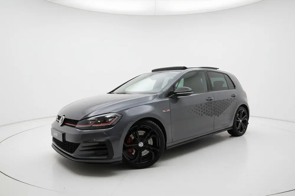 Volkswagen Golf 2.0 TSI GTI TCR PANO VIRTUAL ACC KEYLESS CAM uit 2019