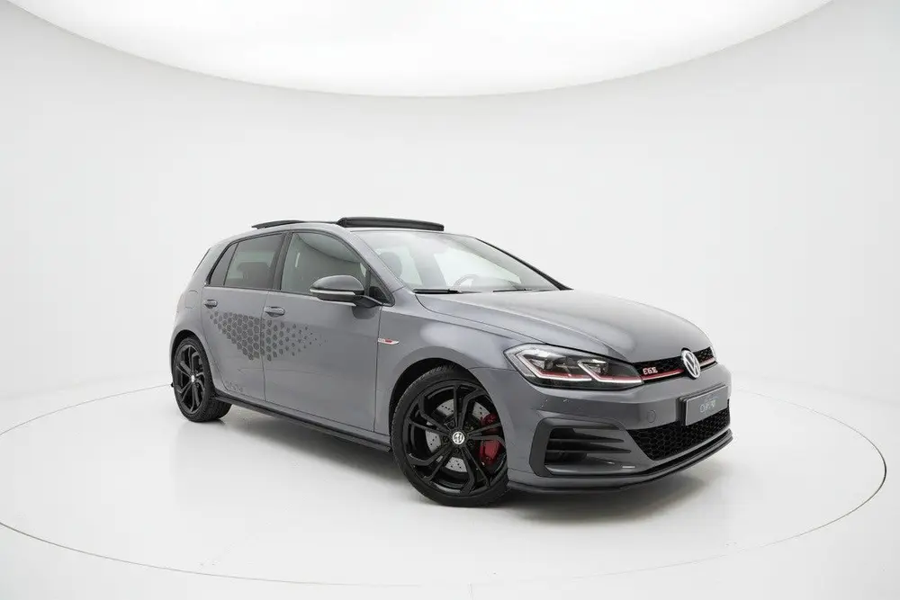 Volkswagen Golf 2.0 TSI GTI TCR PANO VIRTUAL ACC KEYLESS CAM uit 2019, foto 3