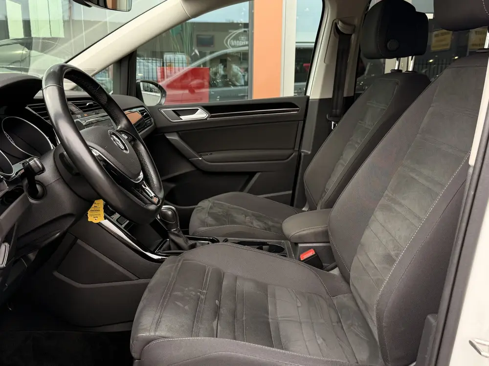 Volkswagen Touran 1.5 TSI Highline Business R 7p | ACC | Ach uit 2019, foto 4