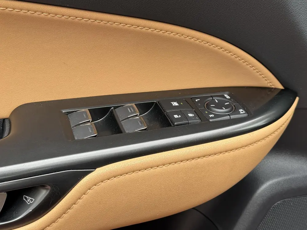 Lexus NX 450h+ AWD 360cam Trekhaak Dealer onderhoud uit 2022, foto 15