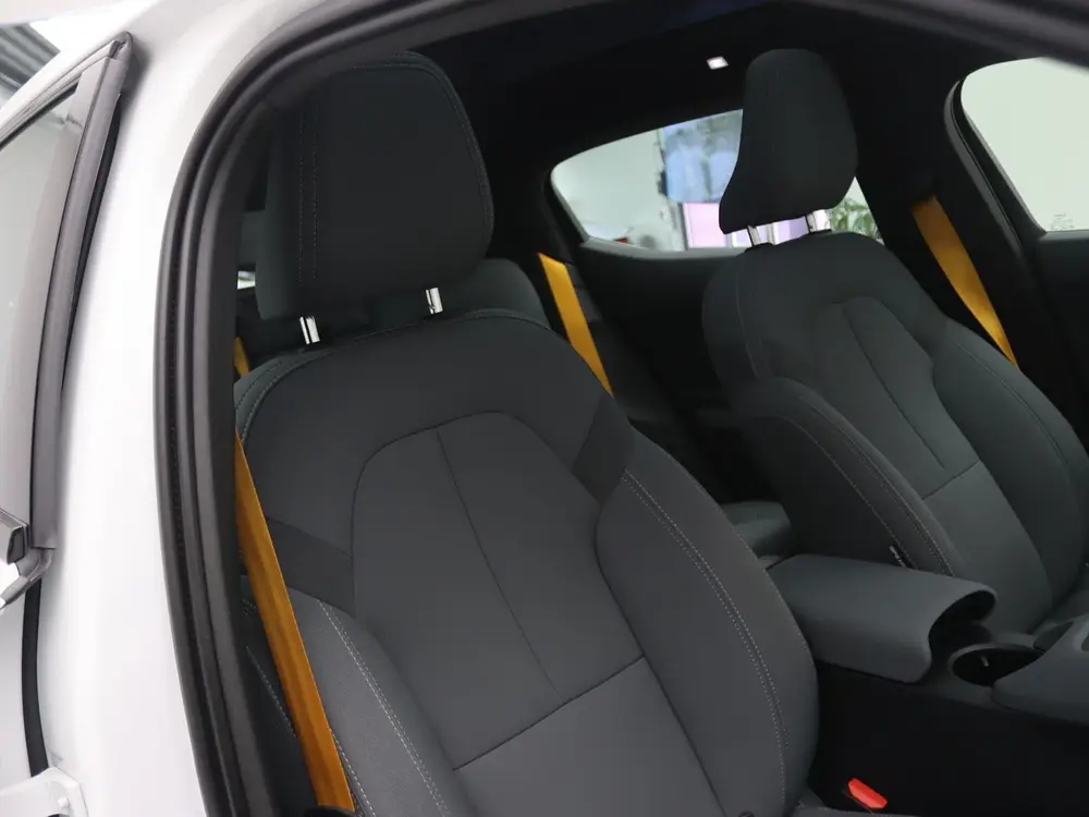 Polestar 2 Long Range Dual Motor 408pk Performance Pack 92% uit 2021, foto 17