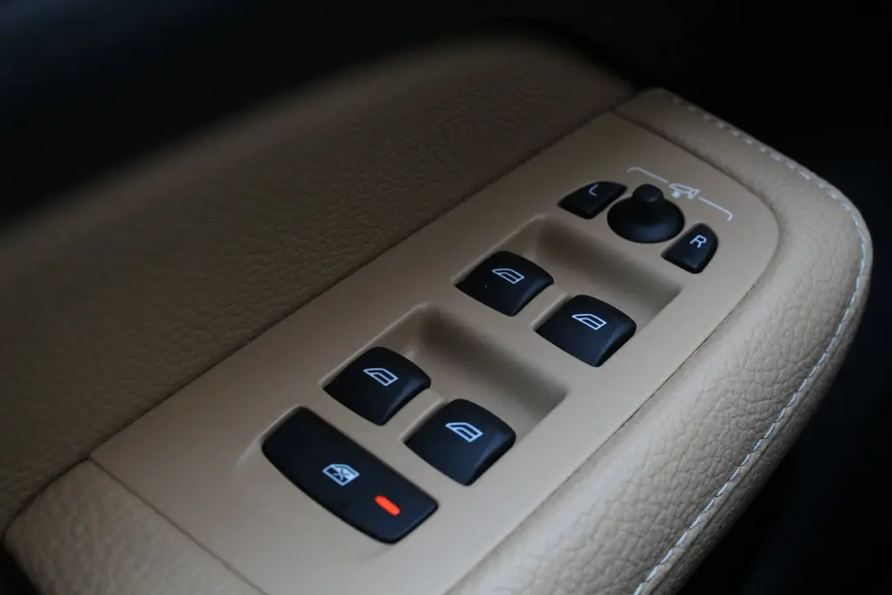 Volvo V60 2.0 T5 Momentum / Carplay / Leer / Trekhaak / N.A. uit 2019, foto 19
