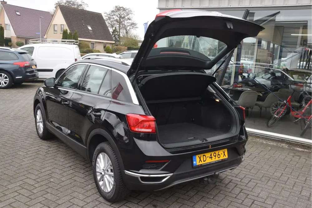 Volkswagen T-Roc 1.5 TSI Style Carplay | PDC | Trekhaak | LM uit 2019, foto 13