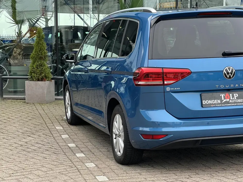 Volkswagen Touran 1.5 TSI Highline 7p Automaat Dak Leder Lux uit 2022, foto 16