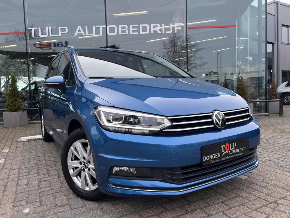 Volkswagen Touran 1.5 TSI Highline 7p Automaat Dak Leder Lux uit 2022, foto 4