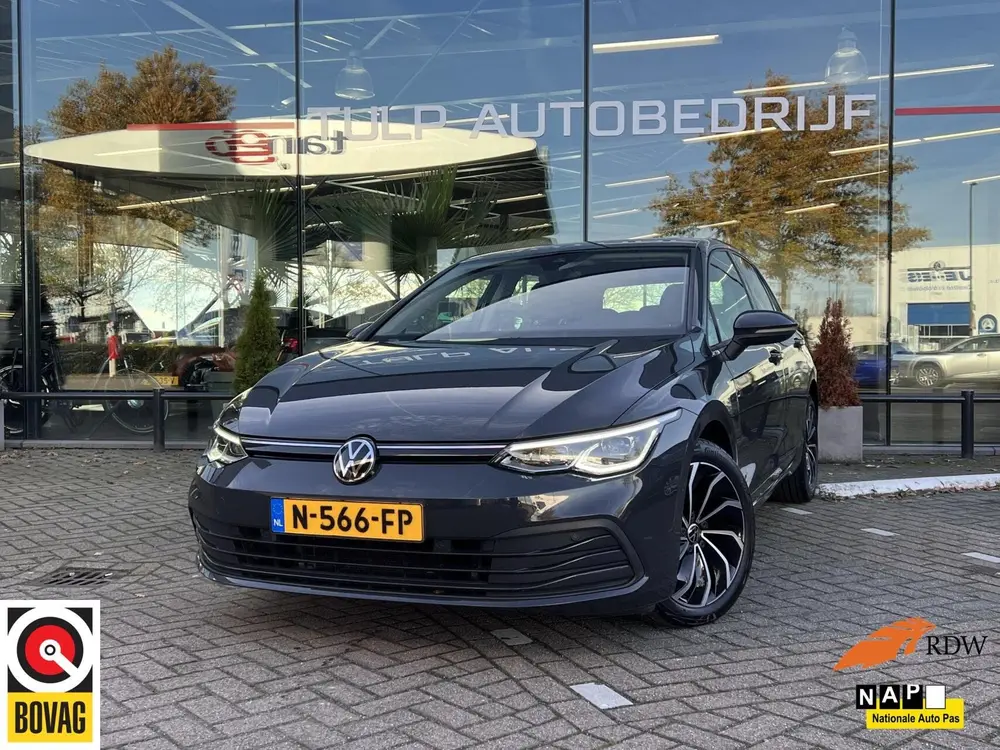 Volkswagen Golf 1.5 eTSI Life Business 5-Deurs Automaat BTW uit 2021