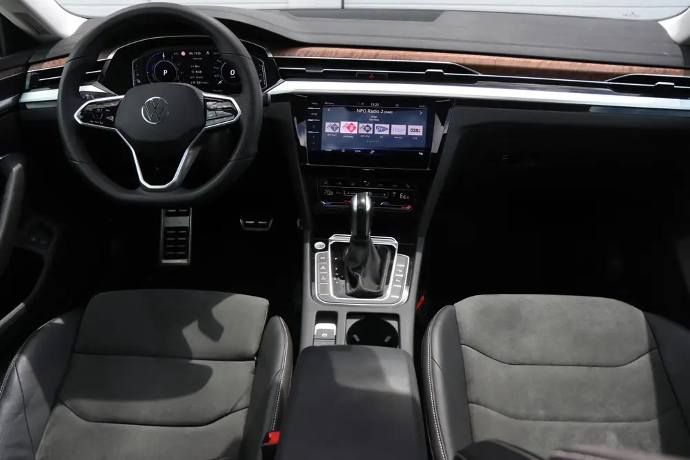 Volkswagen Arteon Shooting Brake 1.4 TSI eHybrid 218pk R-Lin uit 2021, foto 5