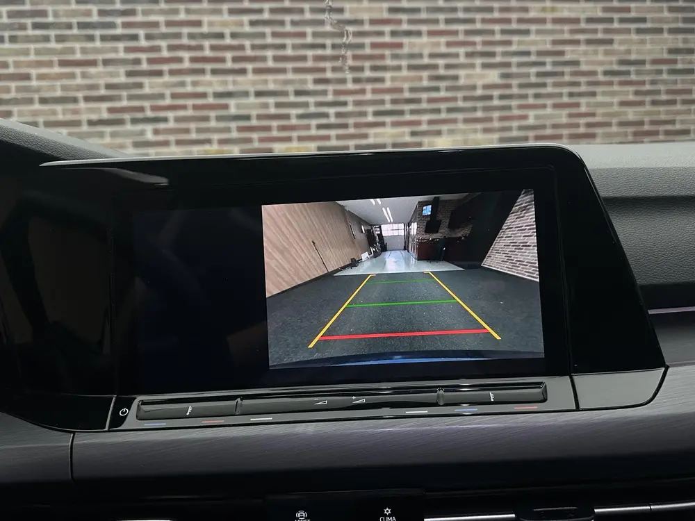 Volkswagen Golf 1.4 eHybrid Style Panoramadak Virtual Massag uit 2023, foto 14