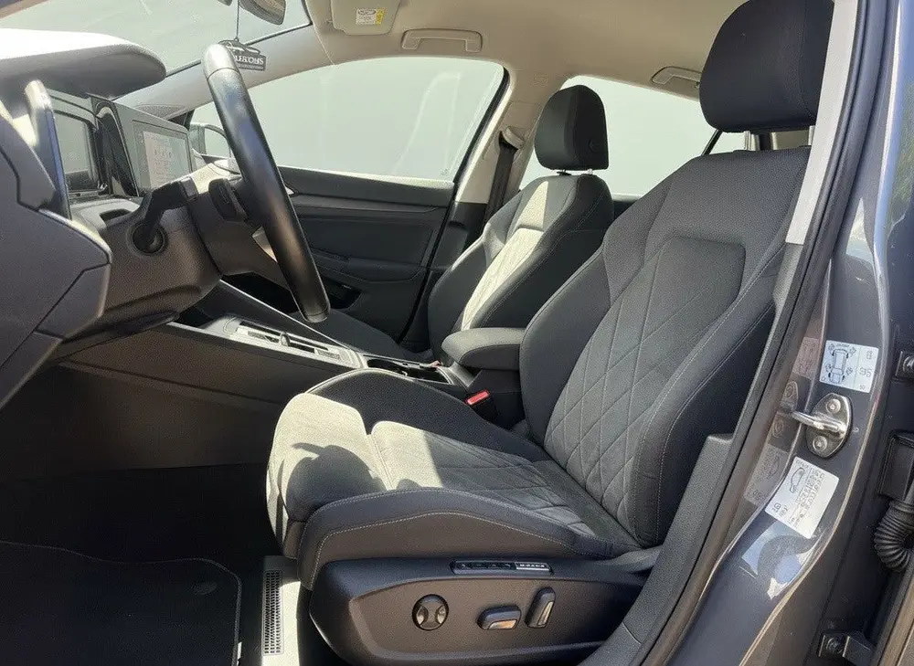 Volkswagen Golf 1.5 eTSI Style uit 2021, foto 14