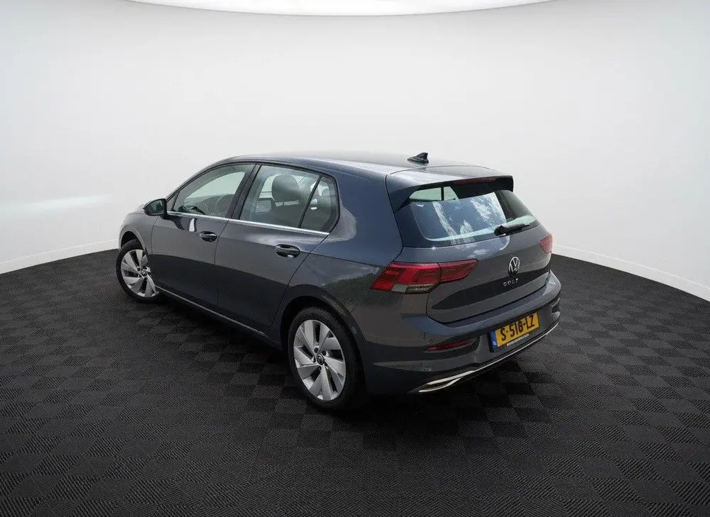 Volkswagen Golf 1.5 eTSI Style uit 2021, foto 4