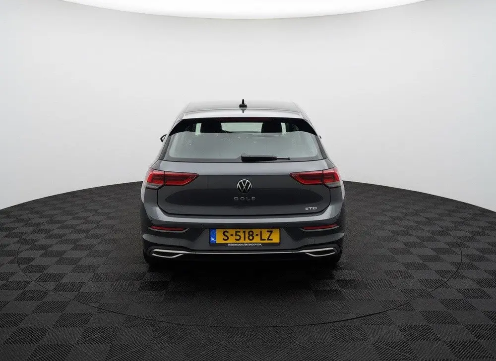 Volkswagen Golf 1.5 eTSI Style uit 2021, foto 8