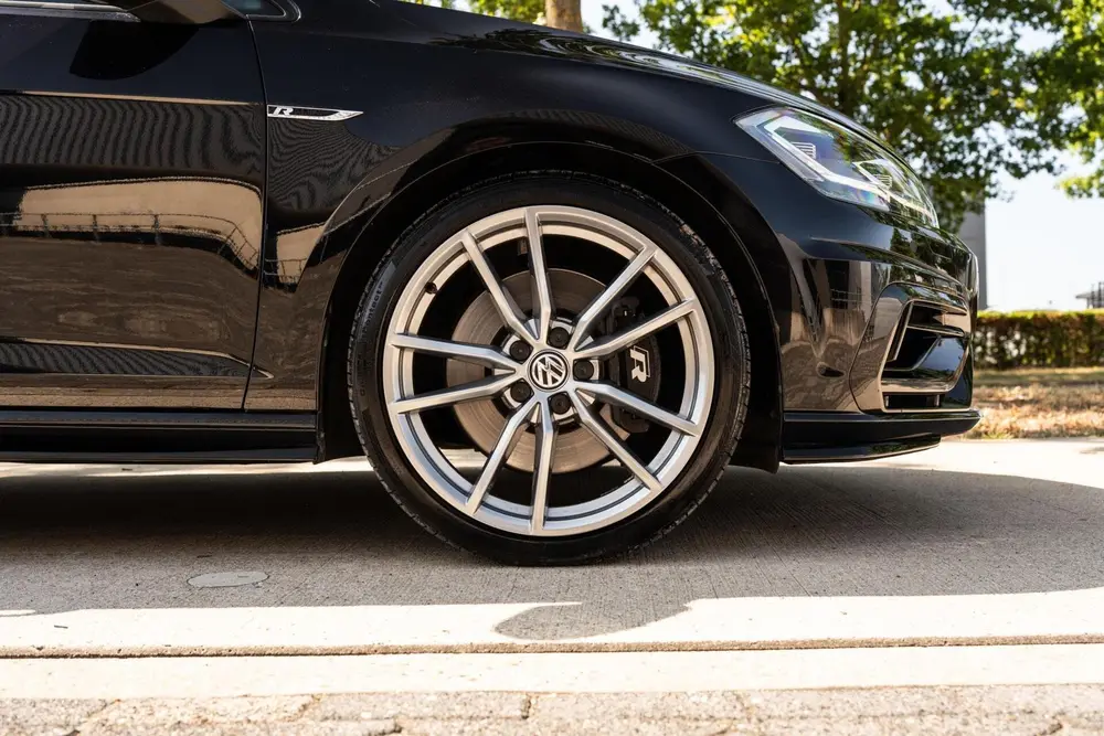 Volkswagen Golf 2.0 TSI 4Motion R Pano Dynaudio DSG Keyless uit 2020, foto 13
