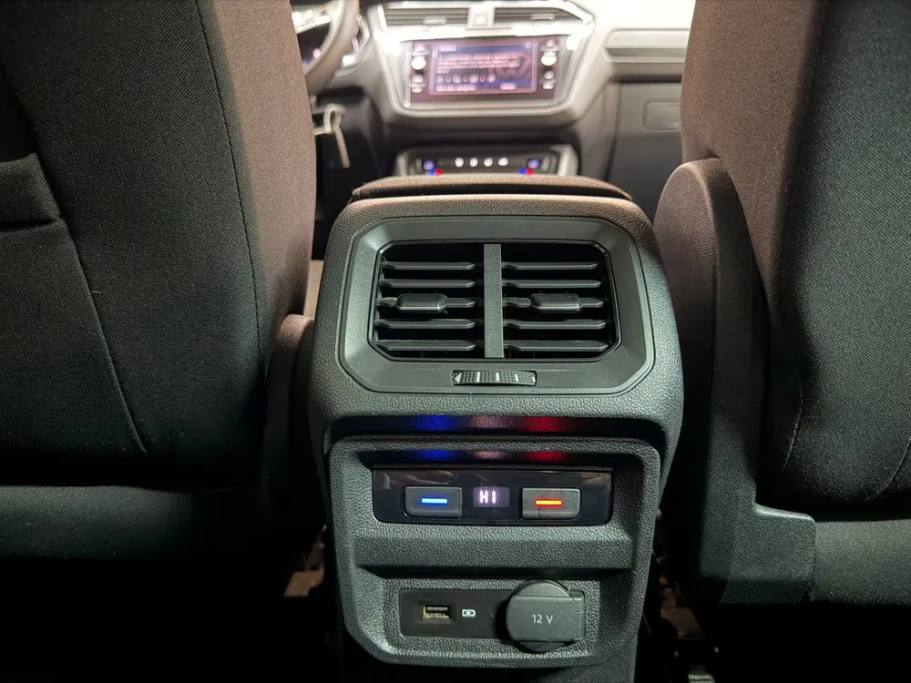 Volkswagen Tiguan 1.5 TSI ACT R-Line 2019 DSG LED VIRTUAL CR uit 2019, foto 18