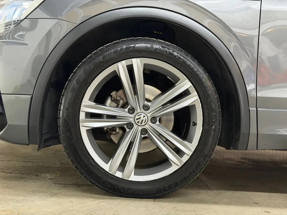 Volkswagen Tiguan 1.5 TSI ACT R-Line 2019 DSG LED VIRTUAL CR uit 2019, foto 2