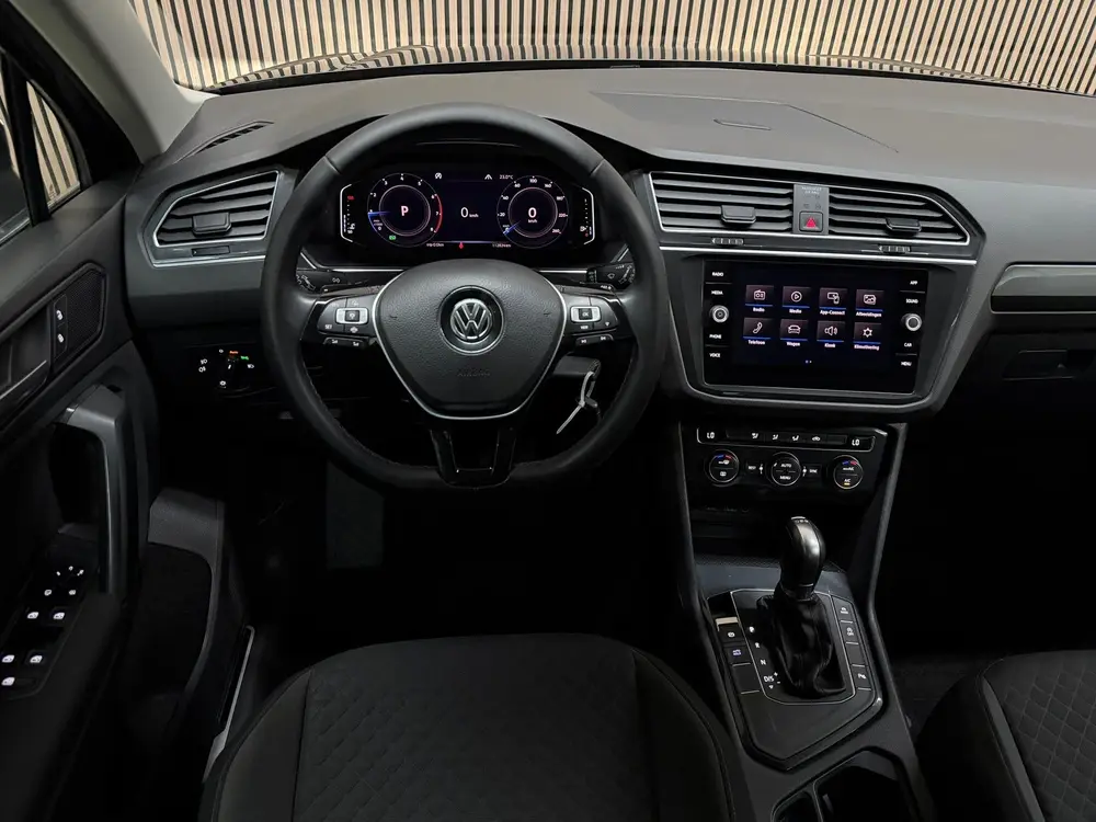 Volkswagen Tiguan 1.5 TSI ACT R-Line 2019 DSG LED VIRTUAL CR uit 2019, foto 20