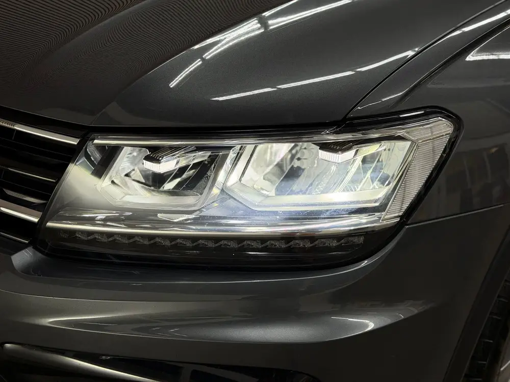 Volkswagen Tiguan 1.5 TSI ACT R-Line 2019 DSG LED VIRTUAL CR uit 2019, foto 3