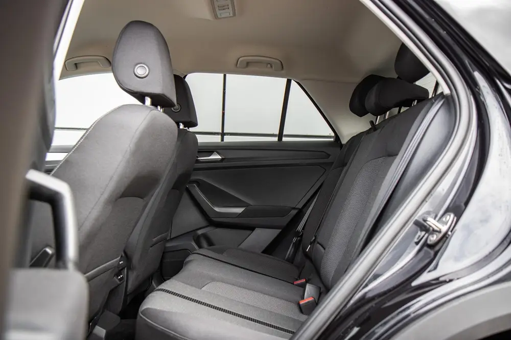 Volkswagen T-Roc 1.0 TSI 110pk Life | Trekhaak Afneembare | uit 2022, foto 16