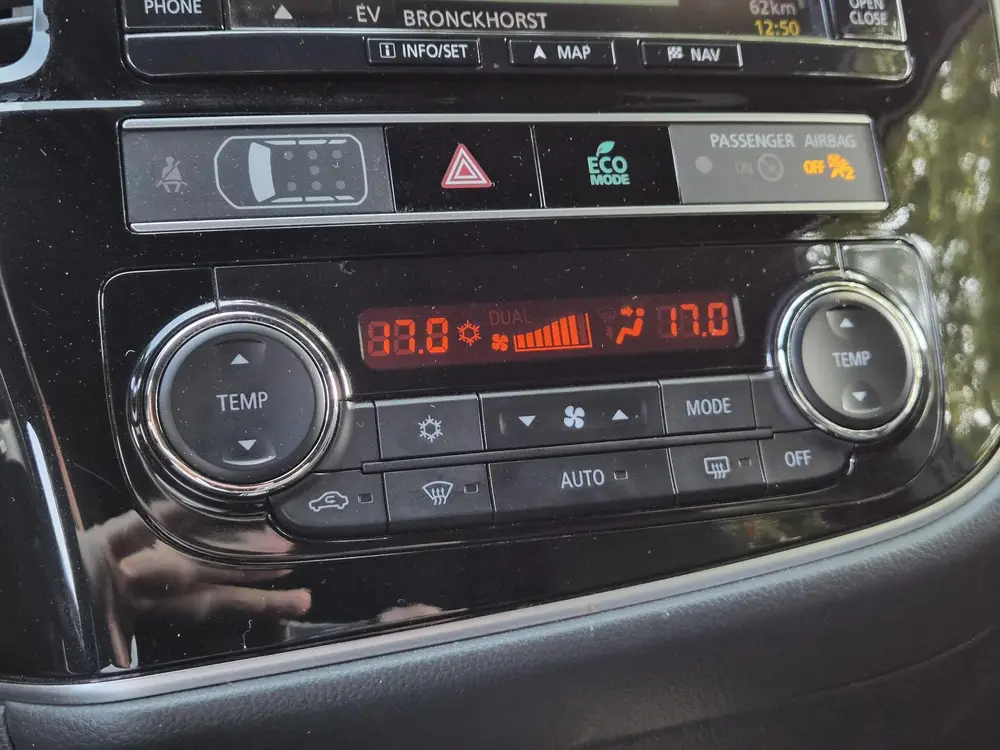 Mitsubishi Outlander 2.4 PHEV Instyle / Elektrische achterkl uit 2019, foto 20