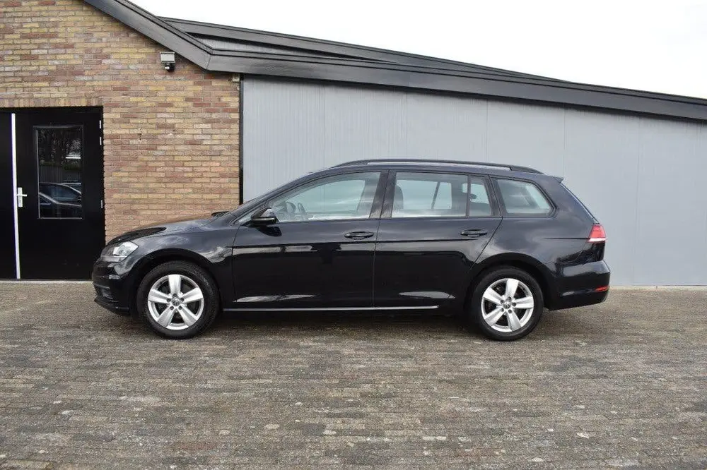 Volkswagen GOLF 1.0 TSI Comfortline, Navi, PDC, AUT uit 2019, foto 4