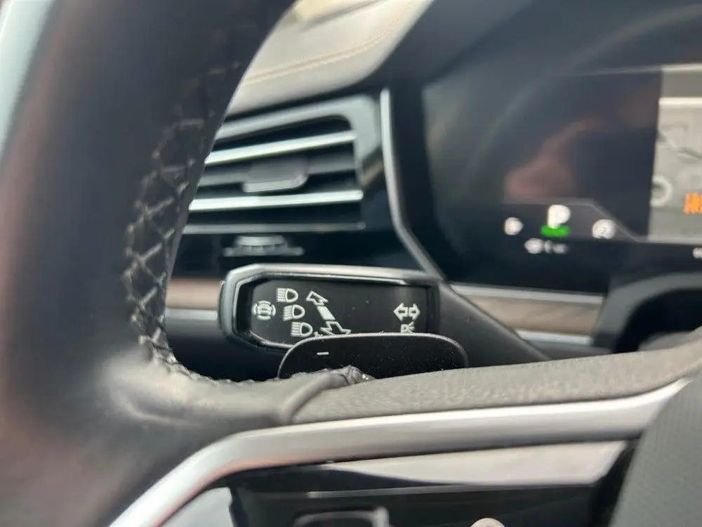 Volkswagen TOUAREG 3.0 TSI EHYBRID 4Motion, Nachtzicht, Lede uit 2020, foto 14