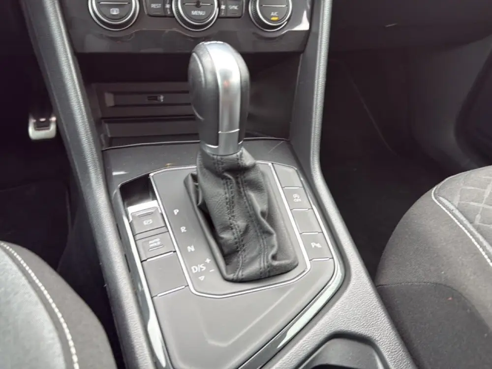 Volkswagen Tiguan 1.5 TSI ACT Highline R-line 12 maand garan uit 2019, foto 15