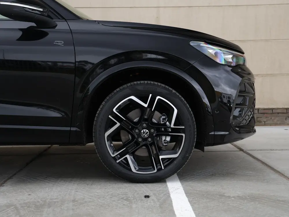 Volkswagen Tiguan R-Line Edition eHybrid 272 PK | Head up | uit 2026, foto 16