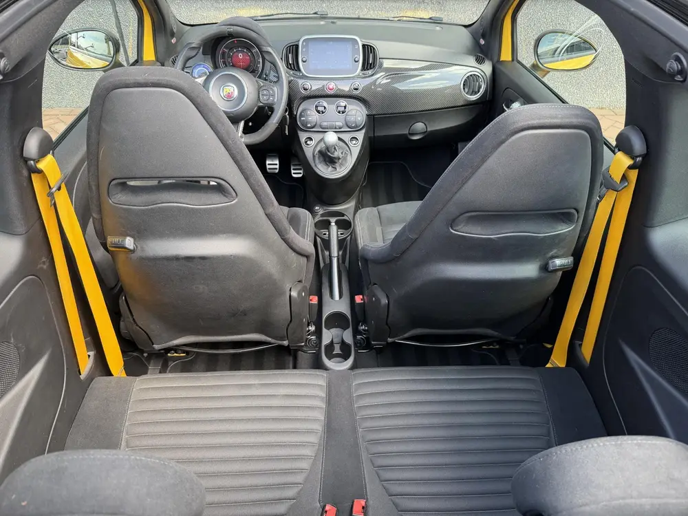 Abarth 595 1.4 T-Jet Competizione CARBON | BEATS | CARPLAY uit 2021, foto 15