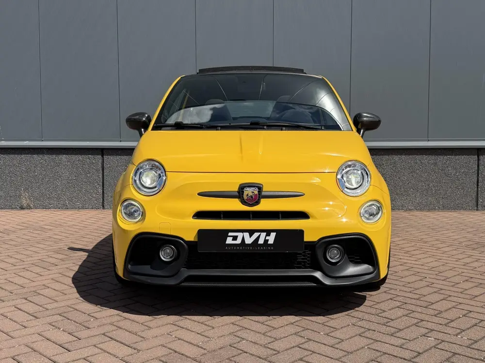 Abarth 595 1.4 T-Jet Competizione CARBON | BEATS | CARPLAY uit 2021, foto 2