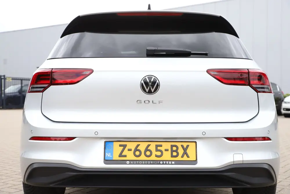 Volkswagen Golf 1.0 TSI Life | CAMERA | ACC | APPLE | LED | uit 2024, foto 3