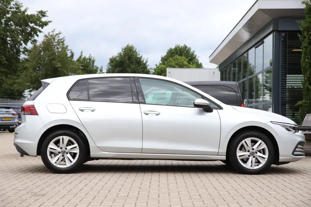 Volkswagen Golf 1.0 TSI Life | CAMERA | ACC | APPLE | LED | uit 2024, foto 5