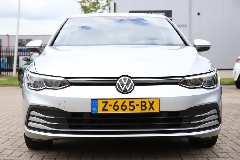 Volkswagen Golf 1.0 TSI Life | CAMERA | ACC | APPLE | LED | uit 2024, foto 6