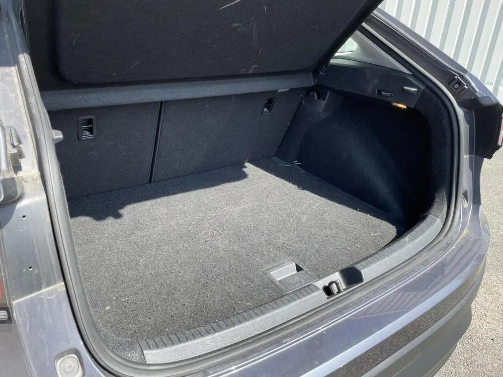 Volkswagen Taigo 1.0 TSI Life | Adaptieve cruise control | A uit 2022, foto 9