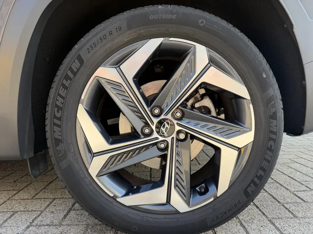Hyundai TUCSON 1.6 T-GDI HEV 230pk Premium Sky uit 2020, foto 14