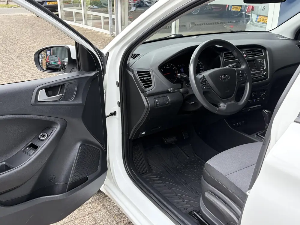 Hyundai I20 1.0 T-GDI Comfort / Automaat / Cruise-Control / uit 2019, foto 10