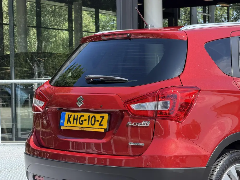 Suzuki S-Cross 1.4 Boosterjet AllGrip High Executive Automaa uit 2019, foto 15