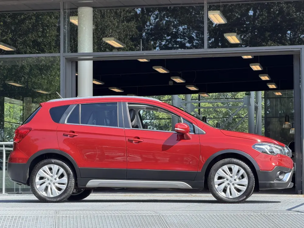 Suzuki S-Cross 1.4 Boosterjet AllGrip High Executive Automaa uit 2019, foto 18
