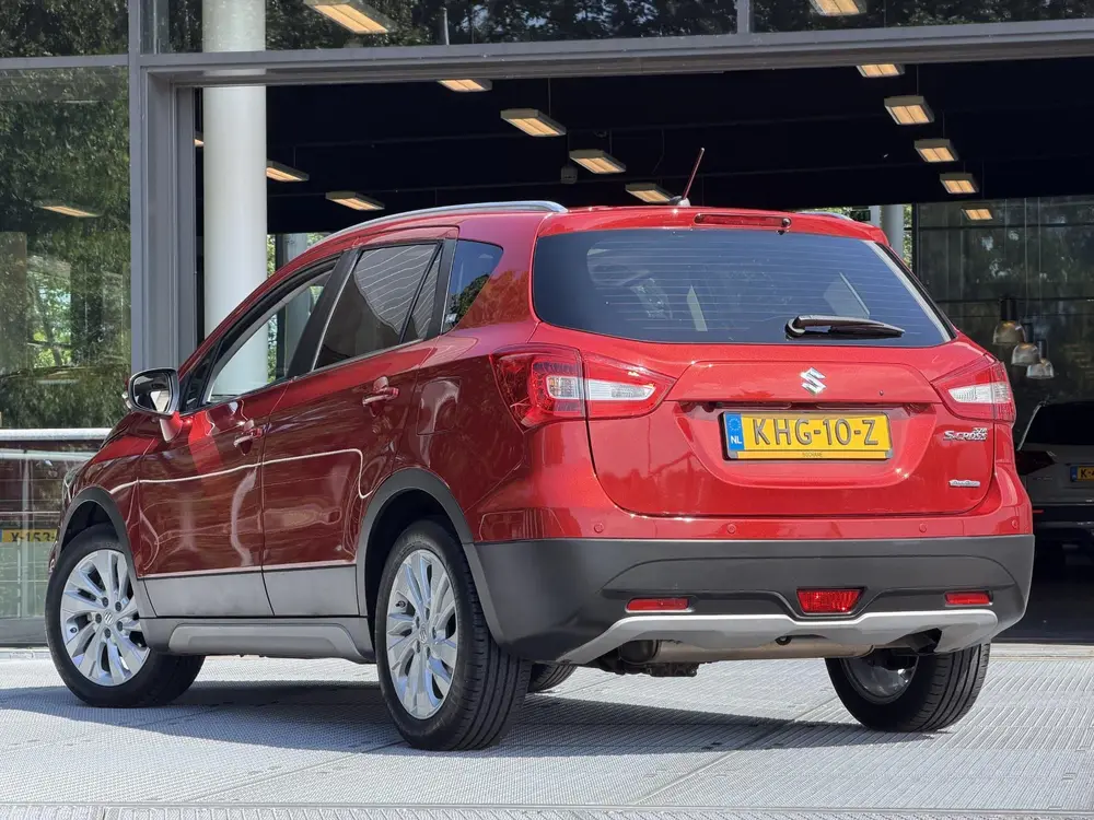 Suzuki S-Cross 1.4 Boosterjet AllGrip High Executive Automaa uit 2019, foto 6