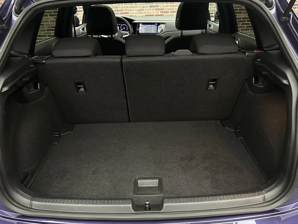 Volkswagen Polo 1.0 TSI R-Line Business IQ VIRTUAL PANORAMA uit 2021, foto 18