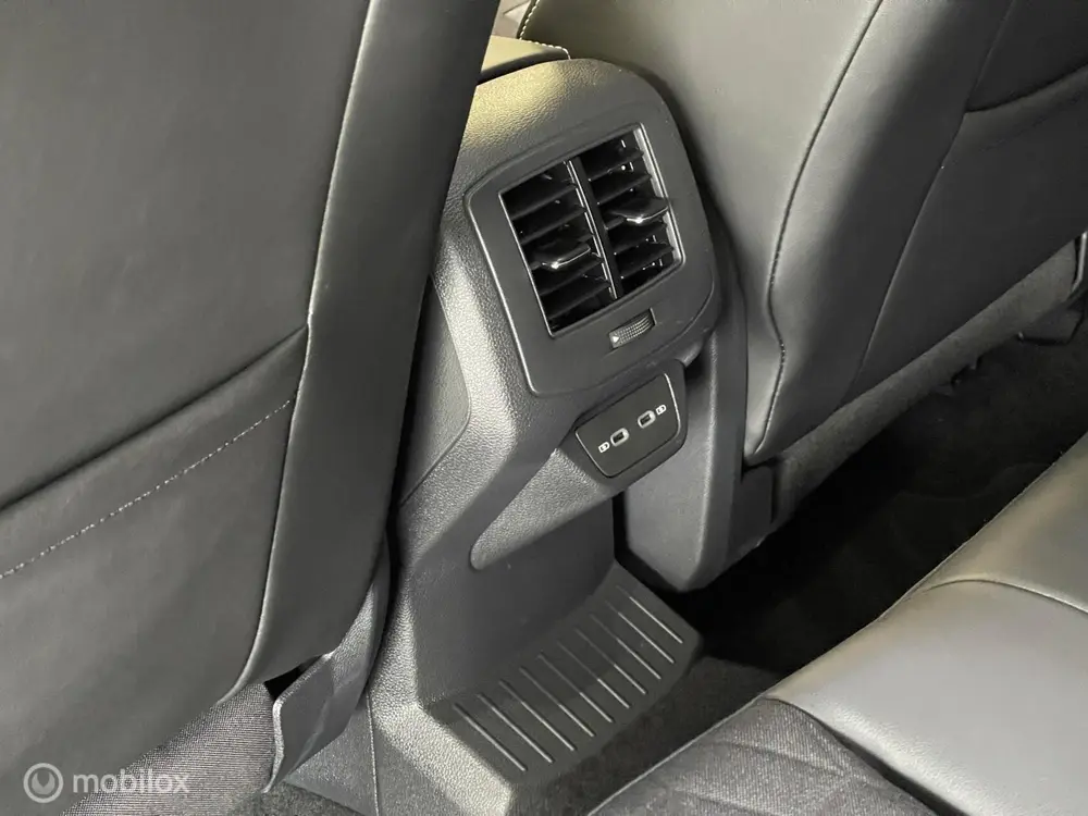 Volkswagen T-Roc Goal Edition 85 kW | Virtual Cockpit | ACC uit 2025, foto 20