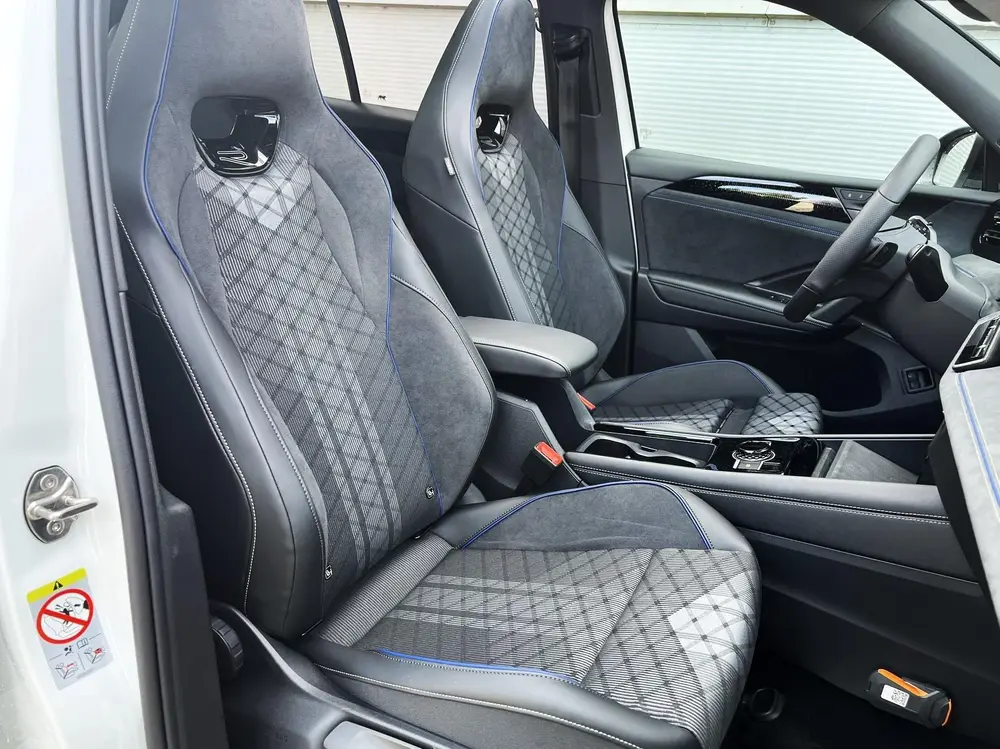 Volkswagen Tiguan 1.5 eHybrid 204pk DSG R-Line Edition | Tre uit 2026, foto 18